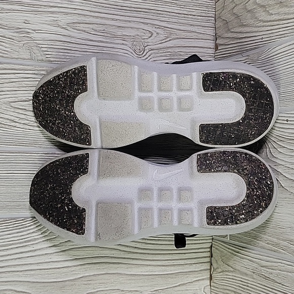 Nike Crater Impact Black and Green Athletic Sneakers Big Kids Size 6Y - Picture 8 of 11